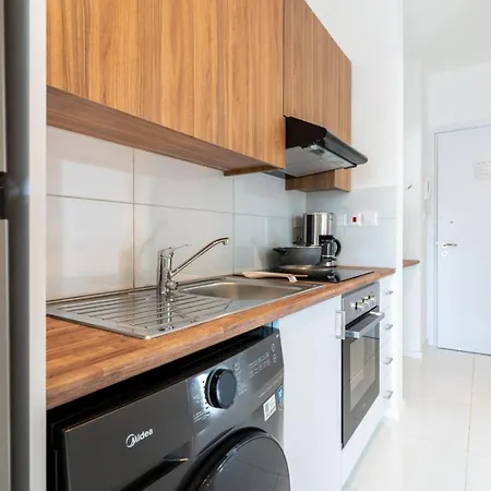 Moon Light 1-bedroom In Apartman *